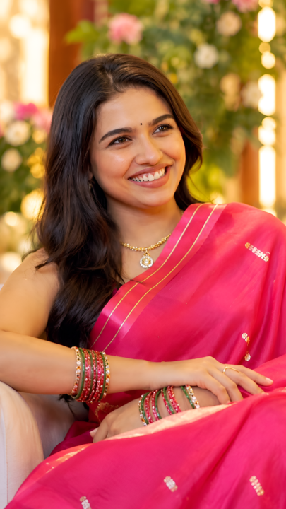 Mamitha Baiju Bright Pink Saree 4K Wallpaper 3840x2160 - Free Download